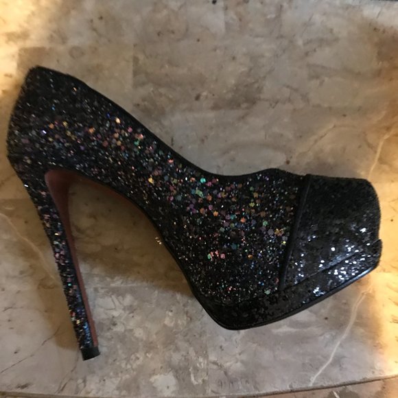 Shultz Shiny Heels Sz 5 - Picture 3 of 16